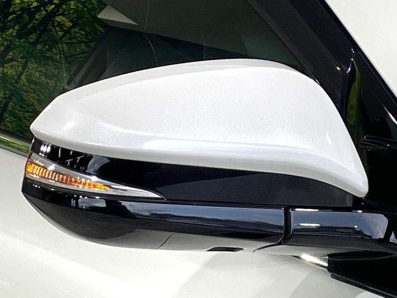 2015 Toyota Harrier DBA-ZSU60W (UW-6a924febaa61d)[26]