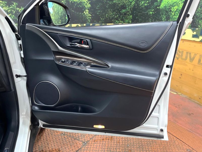 2017 Toyota Harrier DBA-ZSU60W (UW-6a924fecacbe6)[17]