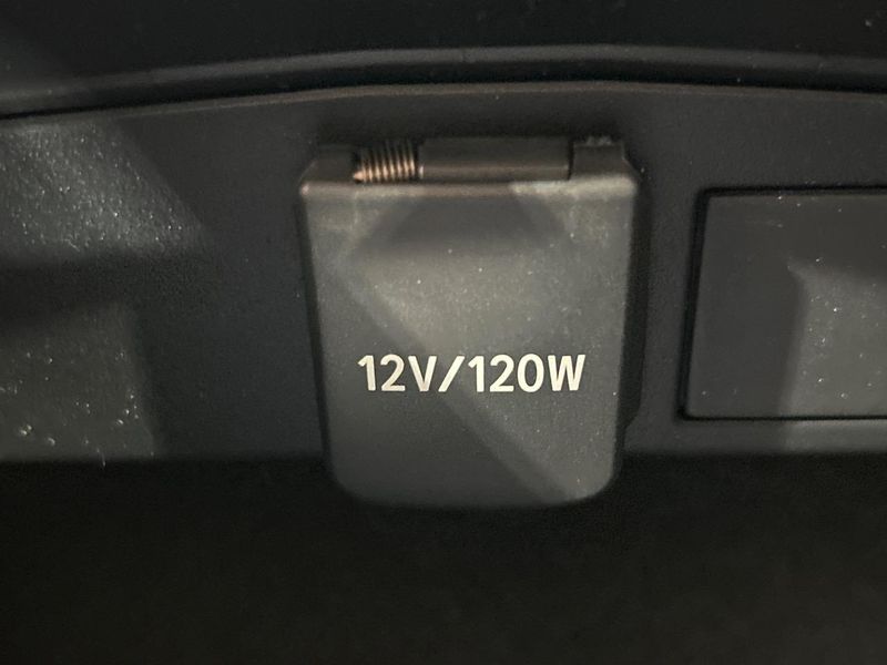 2023 Toyota Corolla Cross 6AA-ZVG11 (UW-6a924ff097d4e)[29]