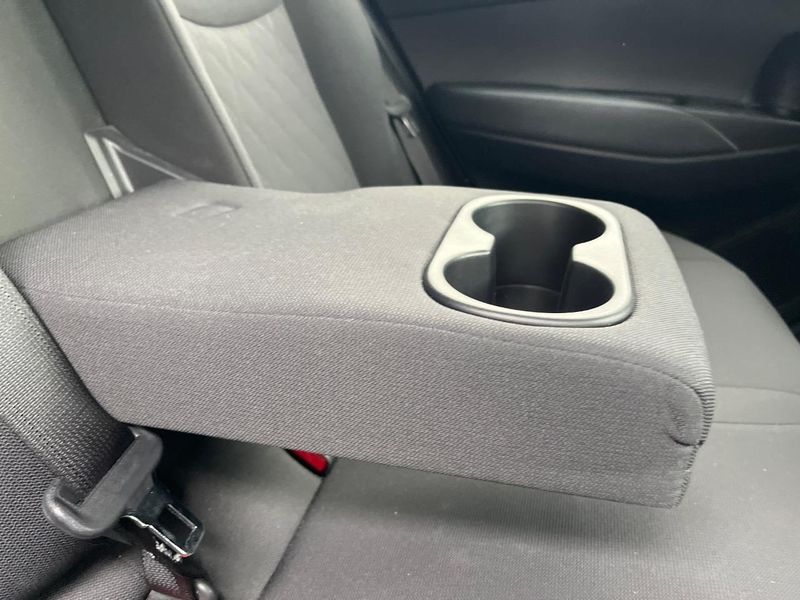 2023 Toyota Corolla Cross 6AA-ZVG11 (UW-6a924ff0adbf8)[22]