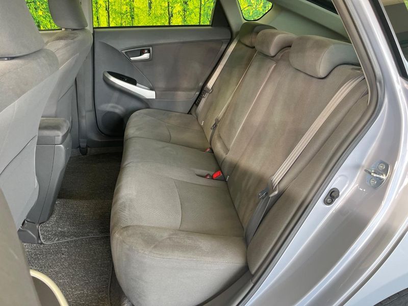 2010 Toyota Prius DAA-ZVW30 (UW-6a924ffb0038c)[28]