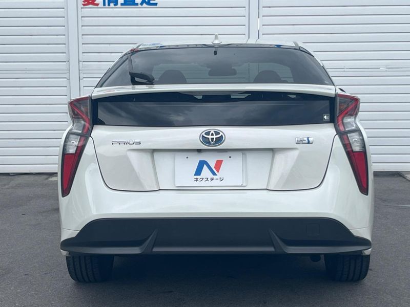 2017 Toyota Prius DAA-ZVW50 (UW-6a925001b83be)[29]