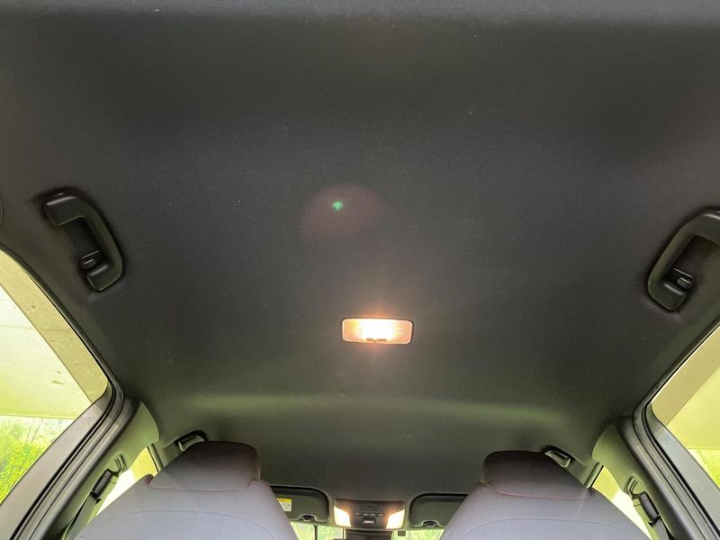 2018 Toyota Corolla Sport 6AA-ZWE211H (UW-6a925010be411)[21]