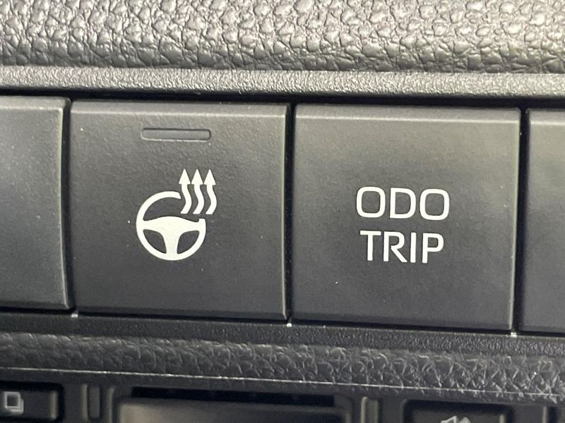 2023 Toyota Corolla Touring 6AA-ZWE219W (UW-6a92501386a59)[7]