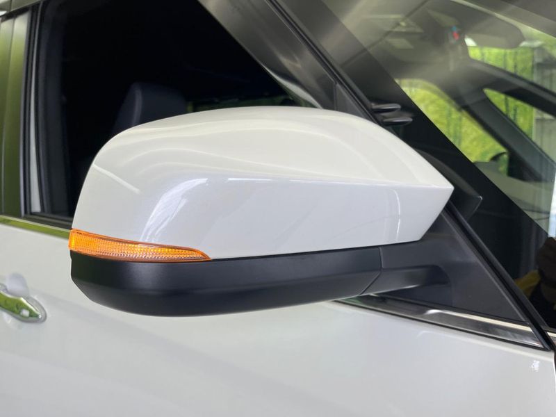 2023 Toyota Voxy 6AA-ZWR90W (UW-6a9250239312b)[20]