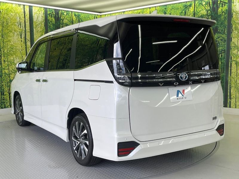 2023 Toyota Voxy 6AA-ZWR90W (UW-6a9250239312b)[9]