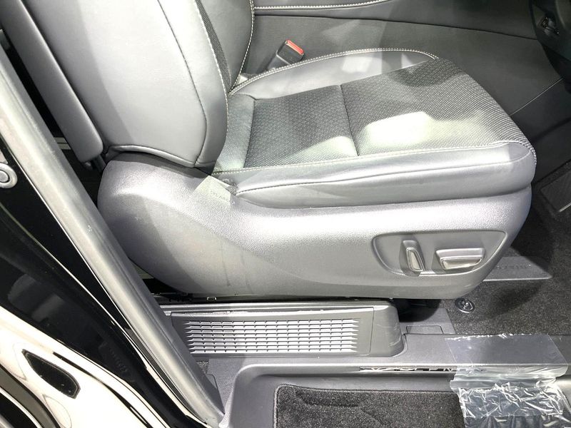 2024 Toyota Vellfire Hybrid 6AA-AAHH45W (UW-6a939d9a8273c)[14]