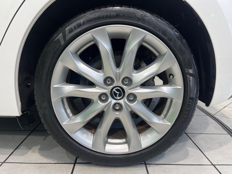 2014 Mazda Axela Sports DBA-BM5FS (UW-6a939e312cfbe)[22]
