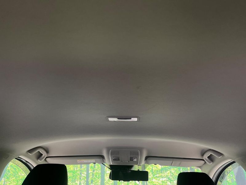 2014 Mazda Axela Sports DBA-BM5FS (UW-6a939e312cfbe)[25]