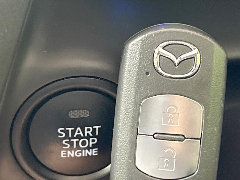 2022 Mazda Mazda2 5BA-DJLFS (UW-6a939e4c0d09f)[28]