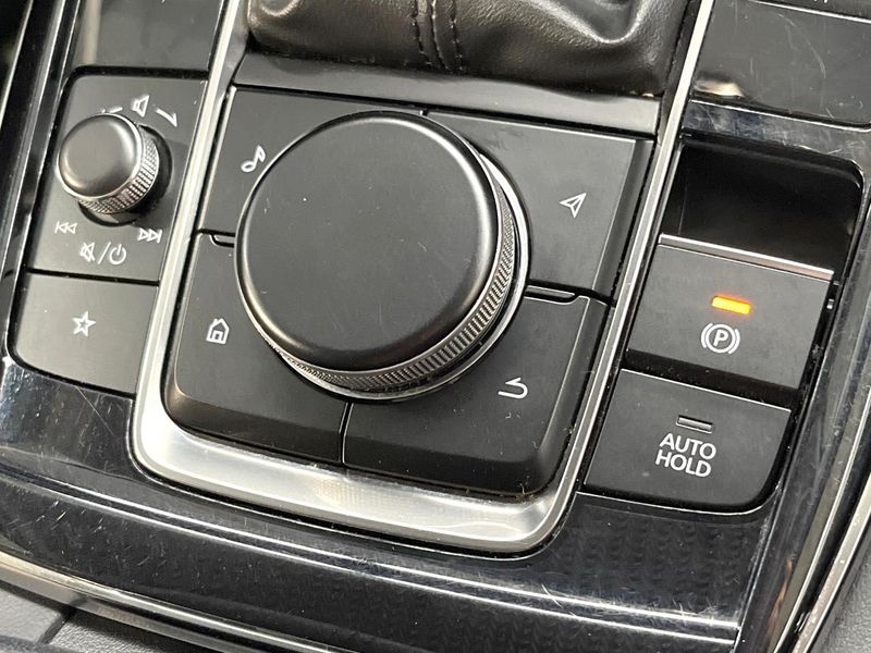 2022 Mazda CX-30 5AA-DMEJ3P (UW-6a939e51a5ca4)[22]