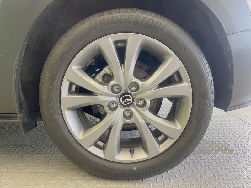 2020 Mazda CX-30 5BA-DMEP (UW-6a939e53405bd)[9]
