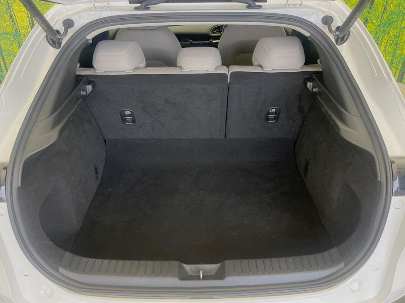 2020 Mazda CX-30 5BA-DMEP (UW-6a939e53405bd)[13]