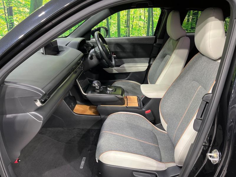 2022 Mazda MX-30 5AA-DREJ3P (UW-6a939e57a68a3)[28]