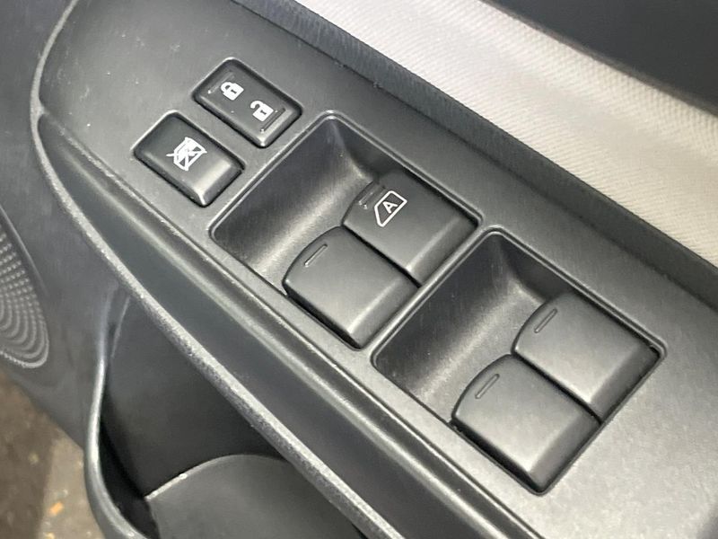 2019 Nissan Note DBA-E12 (UW-6a939e5c4fee4)[11]