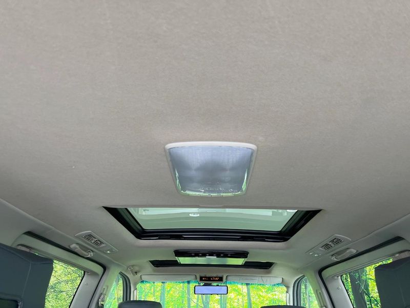 2008 Nissan Elgrand CBA-E51 (UW-6a939e61b53b5)[23]