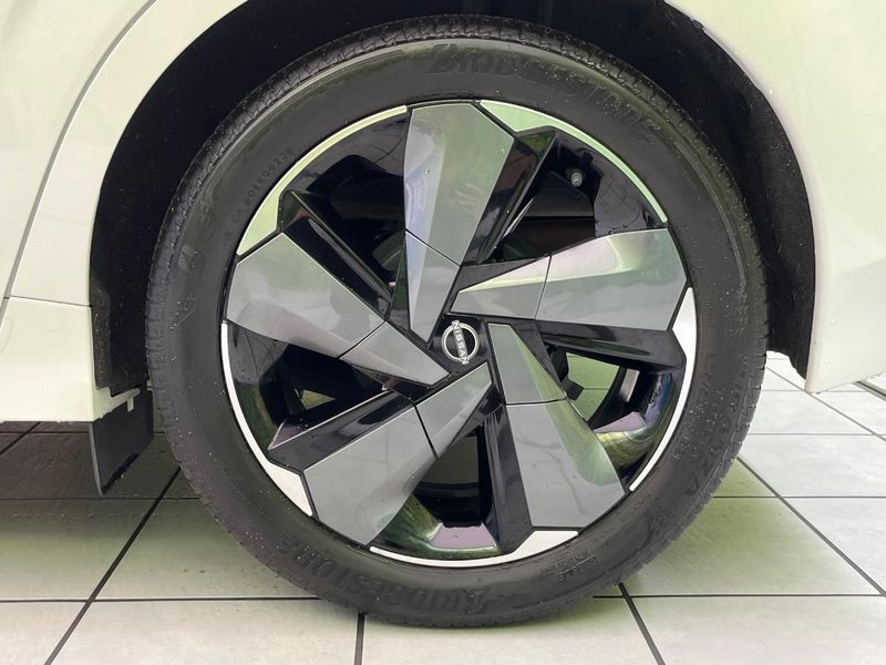 2023 Nissan Aura 6AA-FE13 (UW-6a939e67296b1)[16]
