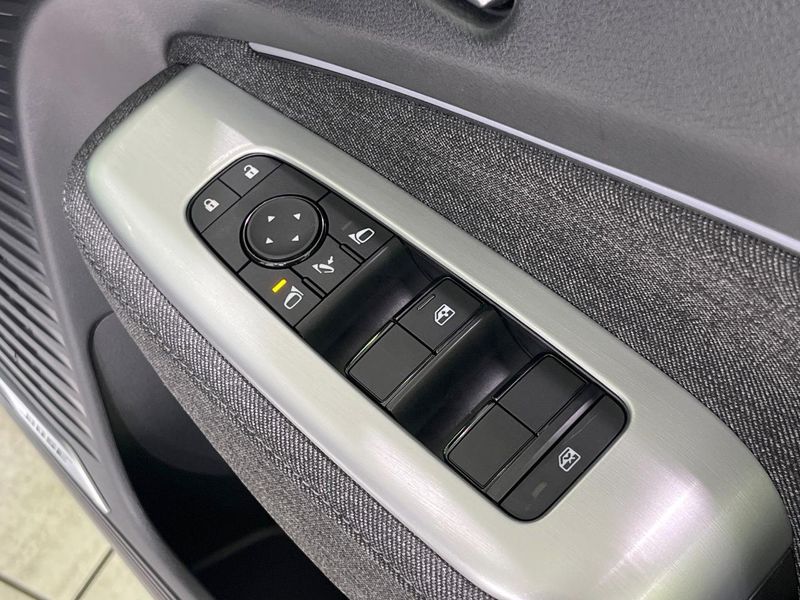 2022 Nissan Aura 6AA-FSNE13 (UW-6a939e706f4b6)[13]