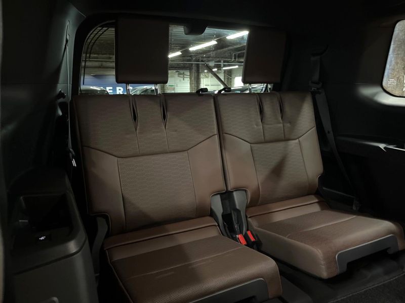 2024 Toyota Land Cruiser 250 3DA-GDJ250W (UW-6a939e7e40530)[22]