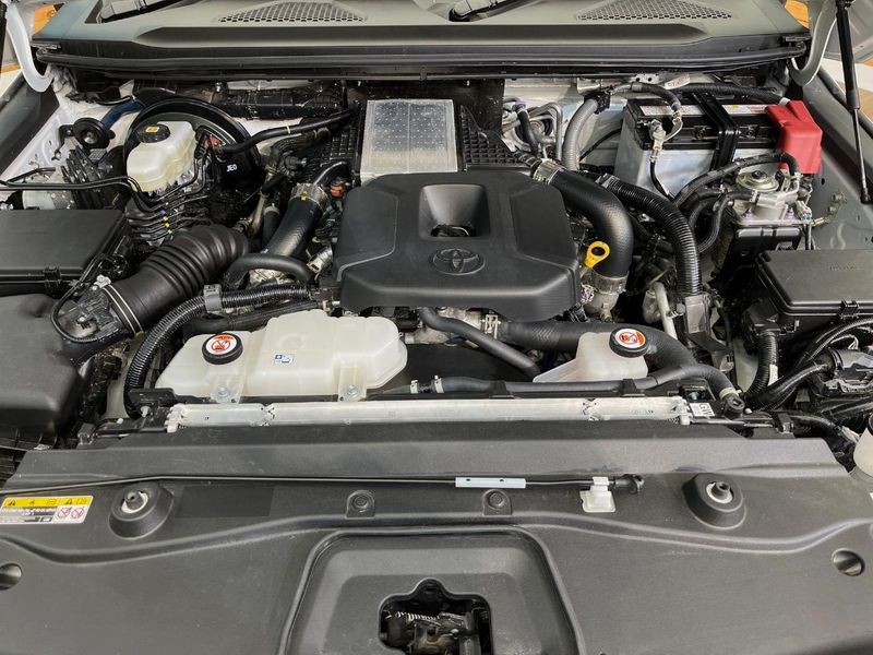 2025 Toyota Land Cruiser 250 3DA-GDJ250W (UW-6a939e7fd25f0)[17]