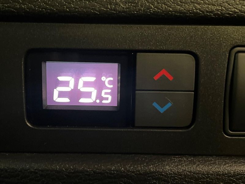 2022 Mitsubishi OUTLANDER PHEV 5LA-GN0W (UW-6a939e9a918fd)[27]