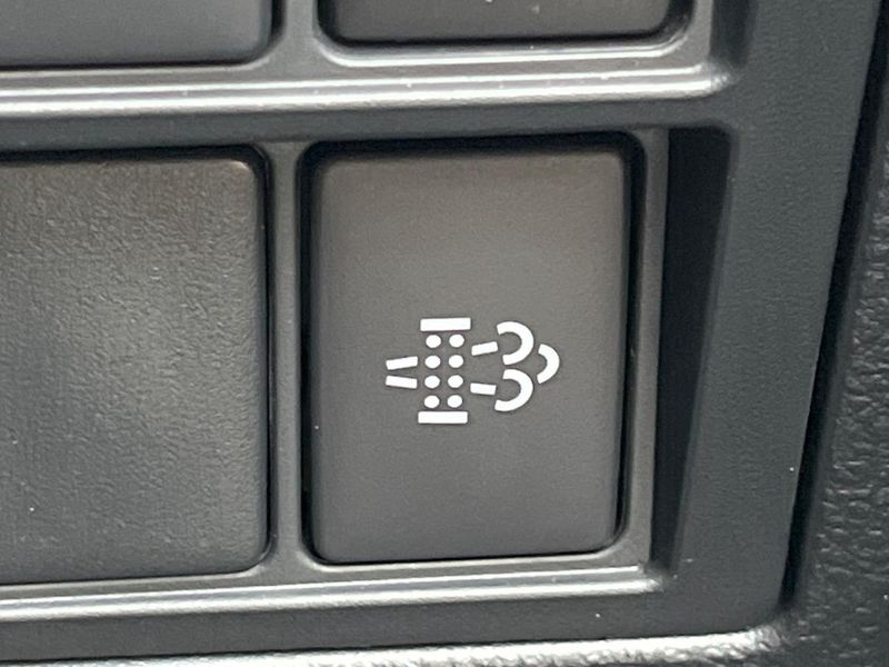 2023 Toyota Hilux 3DF-GUN125 (UW-6a939eb5a1980)[13]