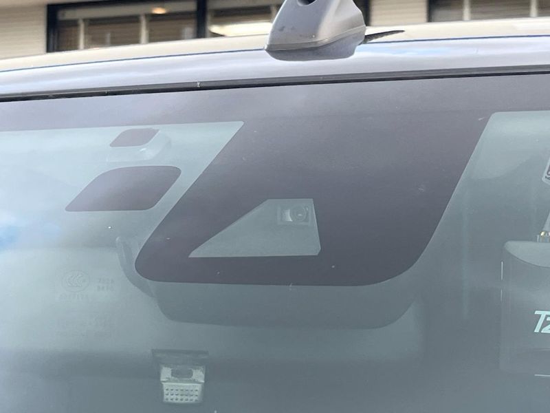 2023 Toyota Hilux 3DF-GUN125 (UW-6a939eb5a1980)[29]