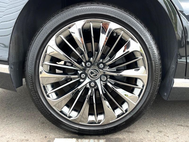 2018 Lexus LS DAA-GVF50 (UW-6a939eb76de0c)[2]