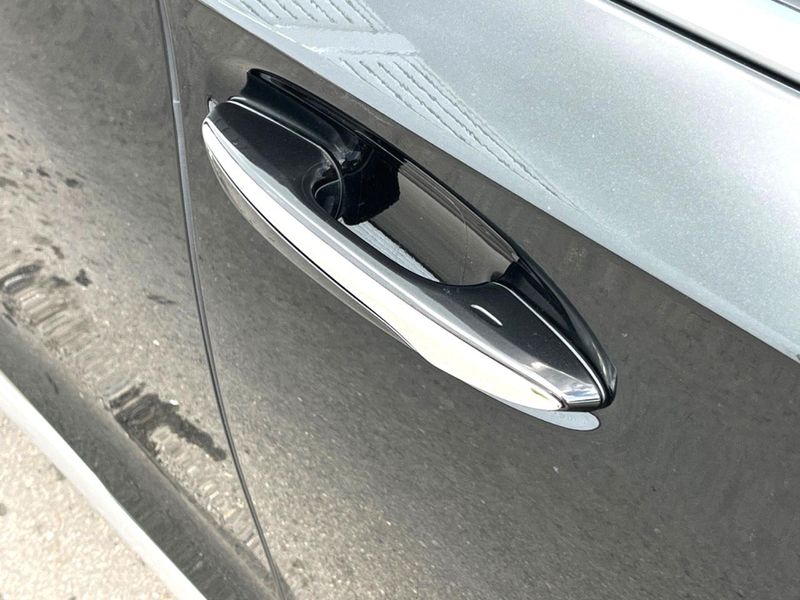 2018 Lexus LS DAA-GVF50 (UW-6a939eb76de0c)[24]