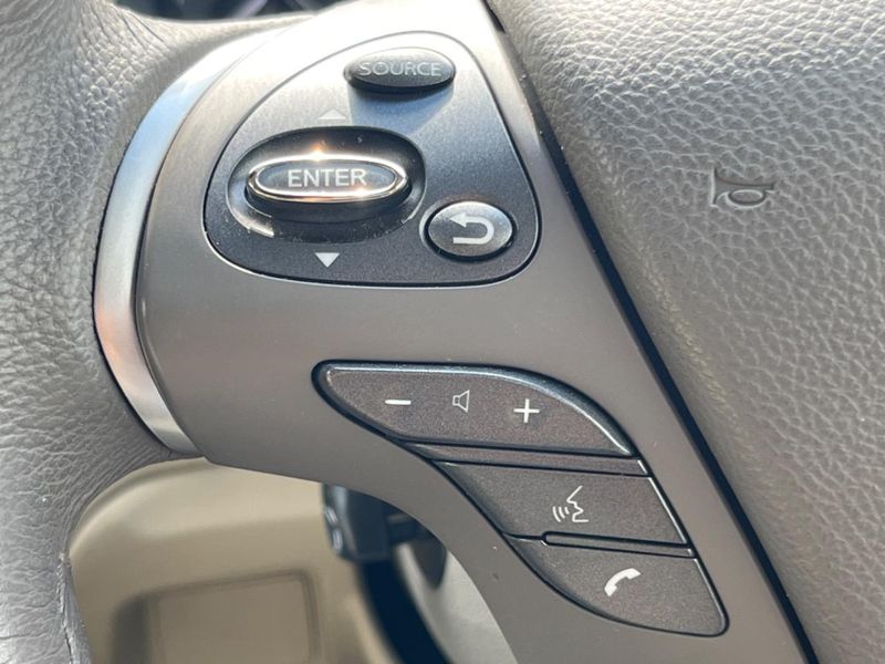 2016 Nissan FUGA HYBRID DAA-HY51 (UW-6a939ee0efc10)[22]