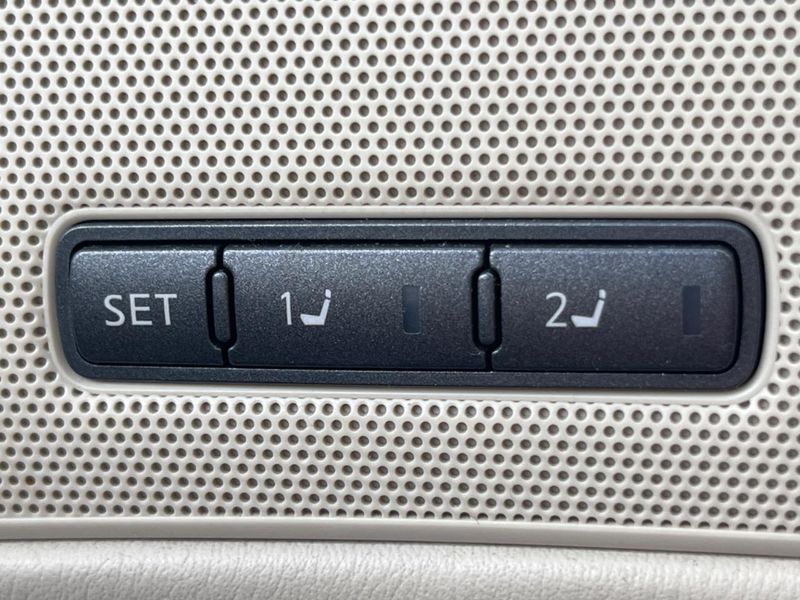 2016 Nissan FUGA HYBRID DAA-HY51 (UW-6a939ee0efc10)[17]