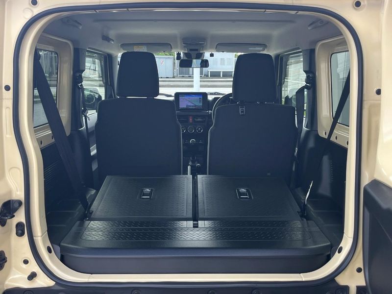2022 Suzuki Jimny 3BA-JB64W (UW-6a939ee49f464)[28]