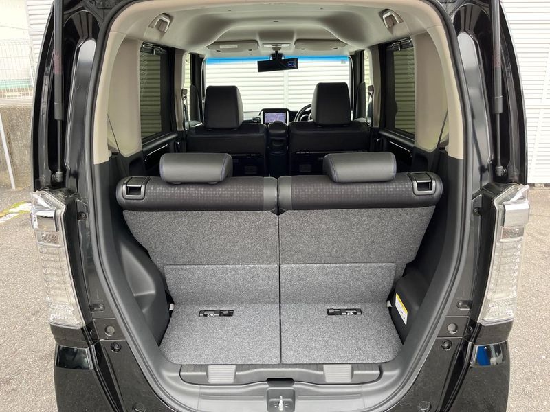 2017 Honda N-BOX CUSTOM DBA-JF1 (UW-6a939f035e110)[20]
