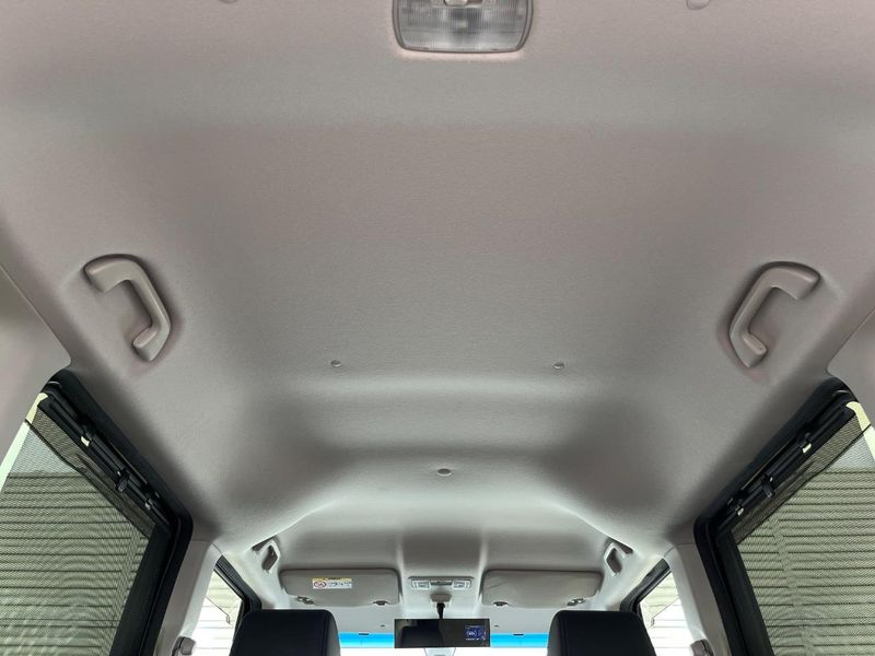2017 Honda N-BOX CUSTOM DBA-JF1 (UW-6a939f035e110)[23]