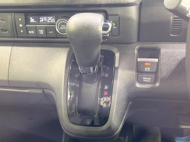 2024 Honda N-BOX CUSTOM 6BA-JF5 (UW-6a939f390a553)[24]