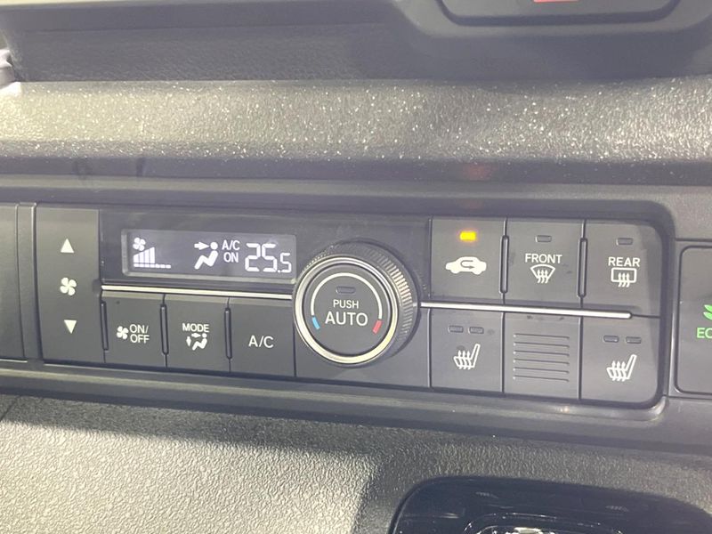 2024 Honda N-BOX CUSTOM 6BA-JF5 (UW-6a939f390a553)[28]