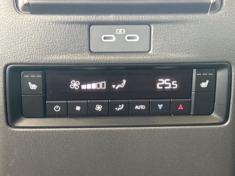 2025 Mazda CX-80 3CA-KL3R3P (UW-6a939f6a05dcf)[25]