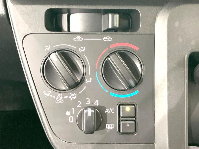2020 Daihatsu Tanto 6BA-LA650S (UW-6a939fa736b10)[7]