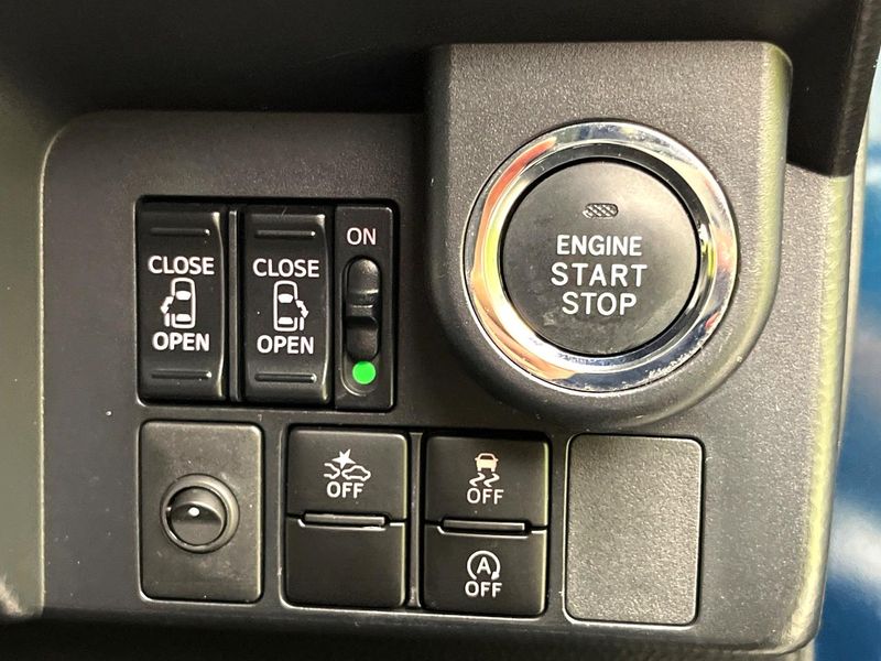2018 Toyota Roomy DBA-M900A (UW-6a939fcbc8488)[7]