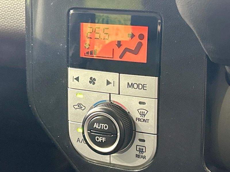 2018 Toyota Roomy DBA-M900A (UW-6a939fcbe2f29)[24]