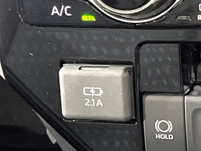 2021 Toyota Roomy 4BA-M900A (UW-6a939fd1e753e)[21]