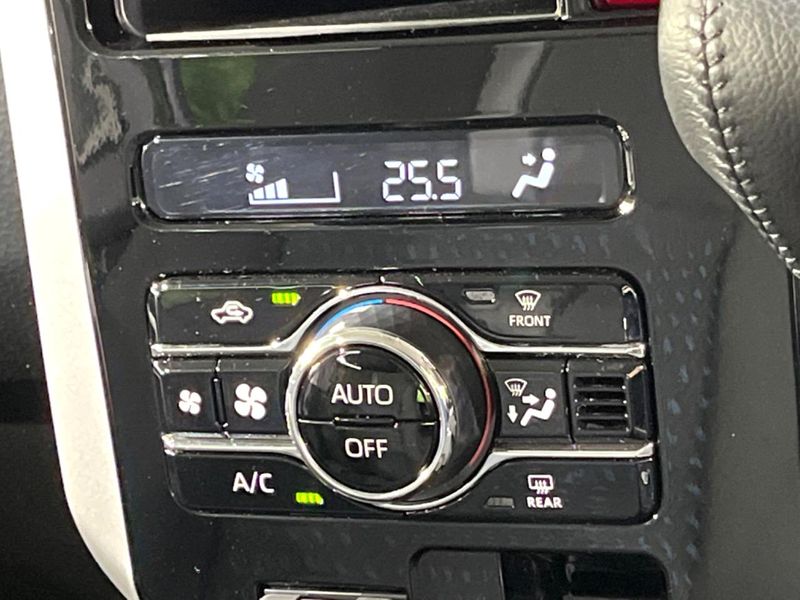 2021 Toyota Roomy 4BA-M900A (UW-6a939fd1e753e)[20]