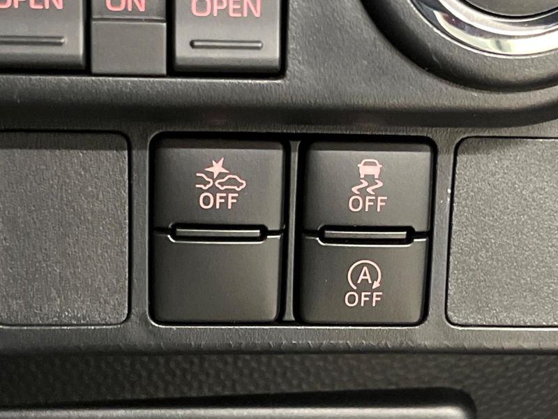 2021 Toyota Roomy 4BA-M900A (UW-6a939fd1e753e)[8]