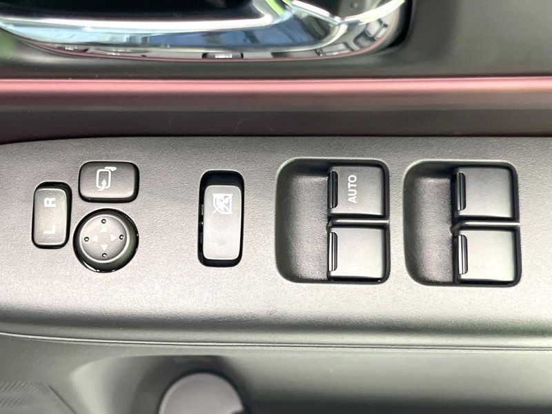 2025 Suzuki Spacia Custom 5AA-MK94S (UW-6a93a02497fc4)[13]