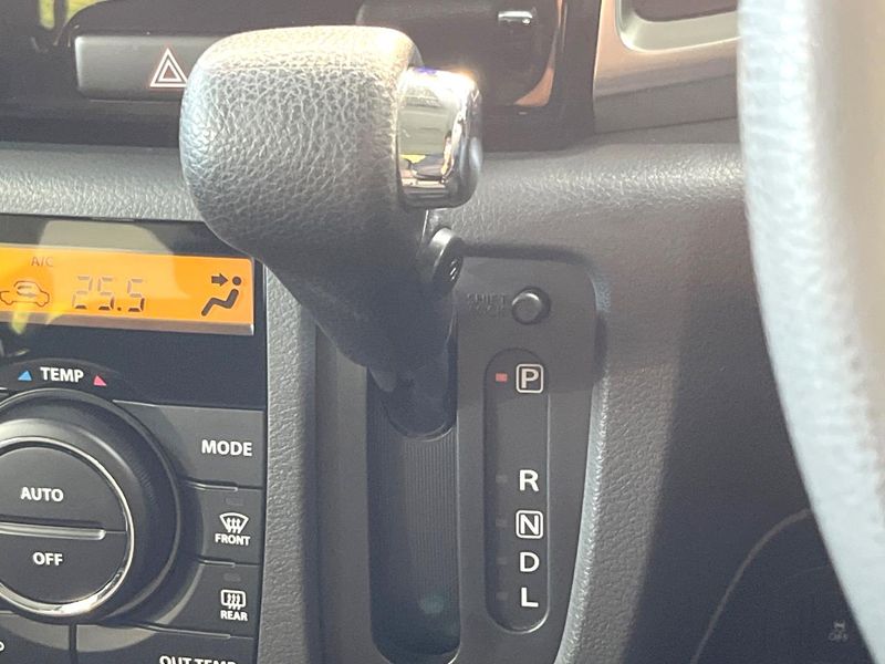 2013 Mazda Flair Wagon Custom Style DBA-MM32S (UW-6a93a027d6d40)[21]