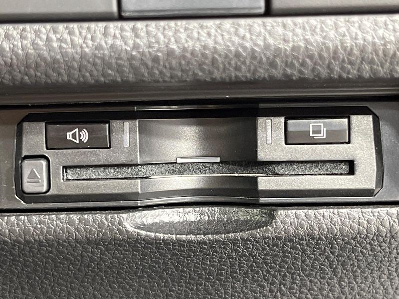 2019 Toyota RAV4 6BA-MXAA54 (UW-6a93a0516b03d)[19]