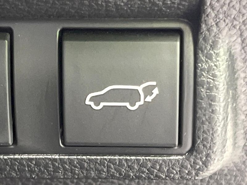2024 Toyota Corolla Cross 4BA-MXGA10 (UW-6a93a05d16085)[15]