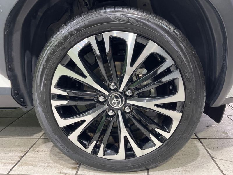 2024 Toyota Yaris Cross 5BA-MXPB10 (UW-6a93a0602d8c8)[23]