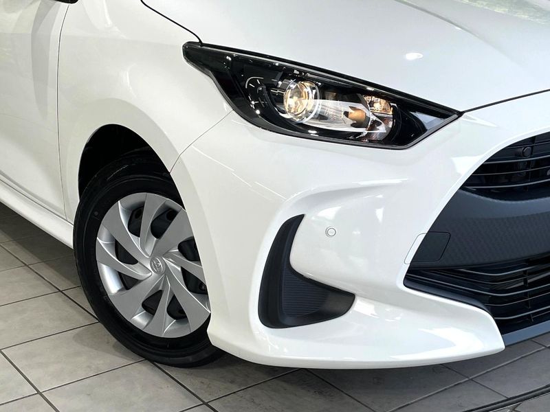 2021 Toyota Yaris 6AA-MXPH10 (UW-6a93a06377fa2)[24]