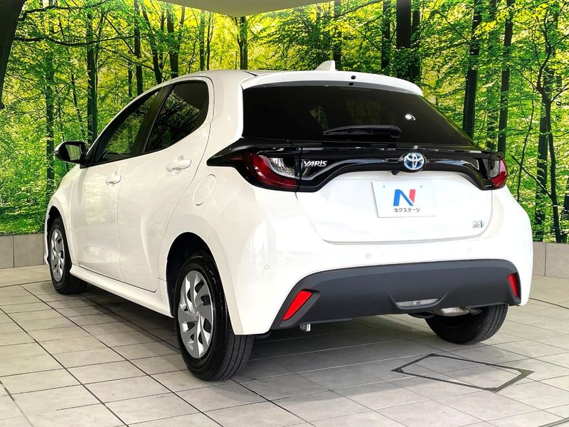 2021 Toyota Yaris 6AA-MXPH10 (UW-6a93a06377fa2)[8]